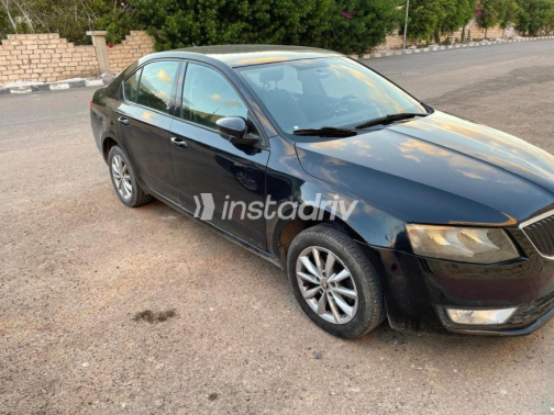 Skoda Octavia A7 2015 Black Automatic Used for Sale in Giza - 4