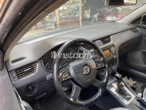 Skoda Octavia A7 2015 Black Automatic Used for Sale in Giza - 6