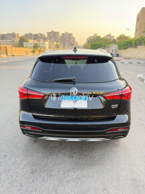 ام جى اتش اس 2022 أسود أوتوماتيك مستعملة للبيع في مصر الجديدة - 10