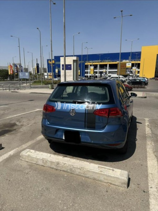 Volkswagen Golf 7 2016 Blue Automatic Used for Sale in Cairo - 4