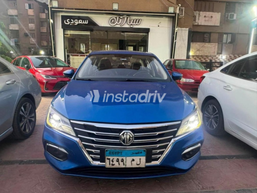 ام جى 5 2021 أزرق غامق أوتوماتيك مستعملة للبيع في مدينة نصر - 1
