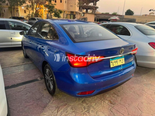 ام جى 5 2021 أزرق غامق أوتوماتيك مستعملة للبيع في مدينة نصر - 5