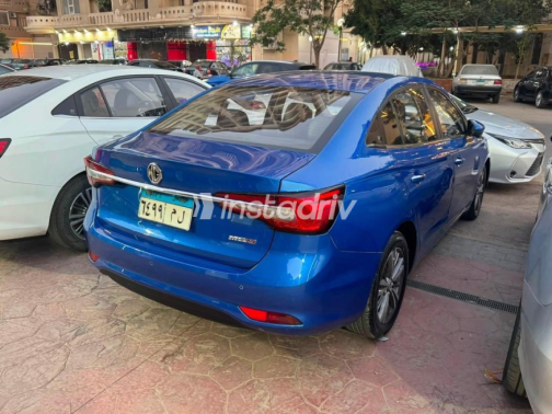 ام جى 5 2021 أزرق غامق أوتوماتيك مستعملة للبيع في مدينة نصر - 6