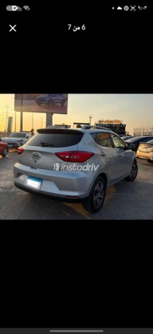 جاك S2 2024 أبيض أوتوماتيك مستعملة للبيع في القاهرة الكبرى ( القاهرة - الجيزة) - 5