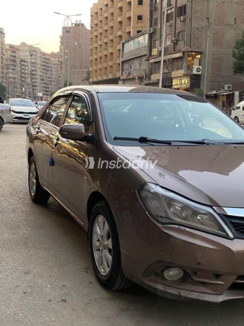 بى واى دى‬ F3 2020 برونزي أوتوماتيك مستعملة للبيع في الجيزة - 6