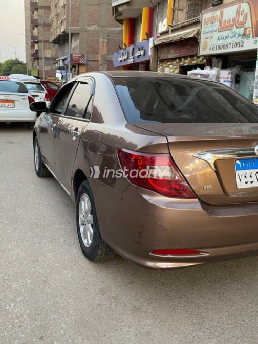 بى واى دى‬ F3 2020 برونزي أوتوماتيك مستعملة للبيع في الجيزة - 7