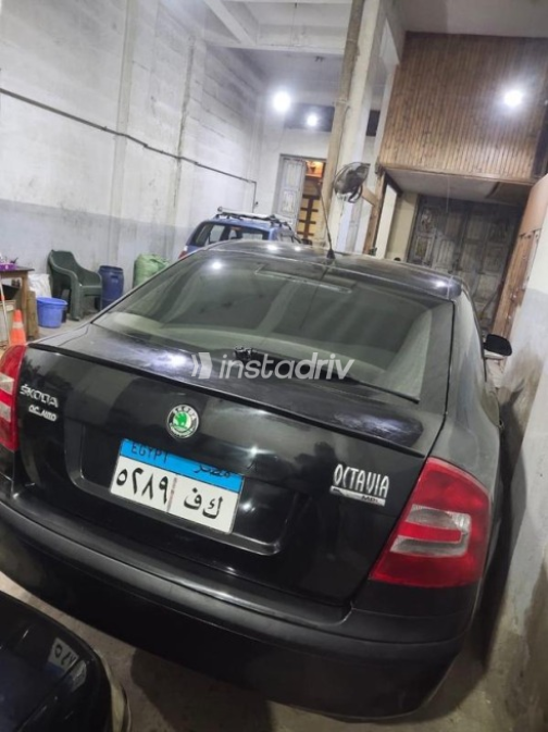 سكودا اوكتافيا A5 2009 أسود أوتوماتيك مستعملة للبيع في المحلة - 9