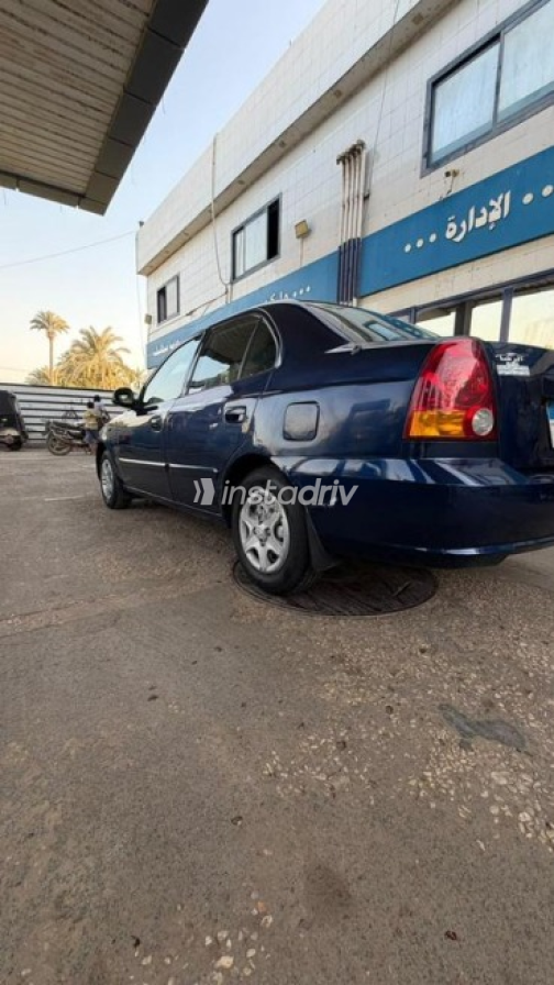 Hyundai Verna 2011 Dark Blue Automatic Used for Sale in Greater Cairo ( Cairo + Giza) - 4