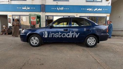 Hyundai Verna 2011 Dark Blue Automatic Used for Sale in Greater Cairo ( Cairo + Giza) - 8