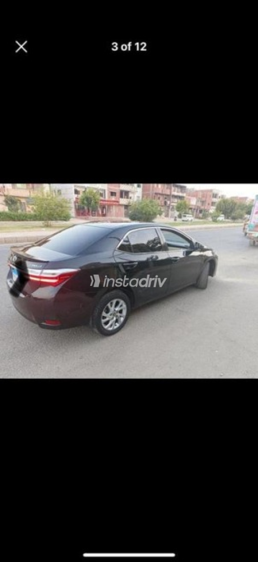 Toyota Corolla 2017 White Automatic Used for Sale in Greater Cairo ( Cairo + Giza) - 10