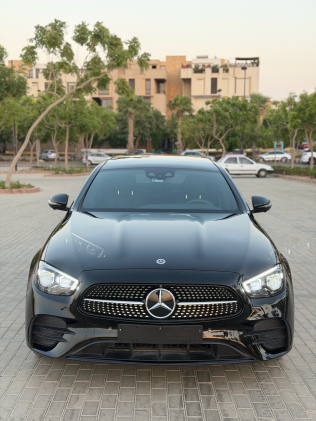 مرسيدس E 200 2023 أسود أوتوماتيك مستعملة للبيع في القاهرة الكبرى ( القاهرة - الجيزة)