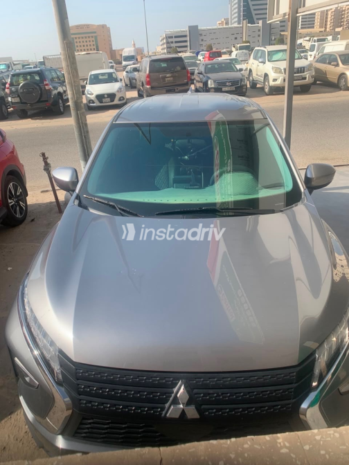 Mitsubishi Eclipse 2023 Silver Automatic Used for Sale in Greater Cairo ( Cairo + Giza) - 3
