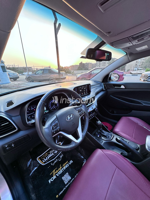 Hyundai Tucson 2020 Silver Automatic Used for Sale in Greater Cairo ( Cairo + Giza) - 5