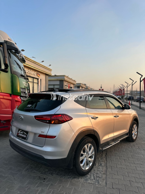 Hyundai Tucson 2020 Silver Automatic Used for Sale in Greater Cairo ( Cairo + Giza) - 8