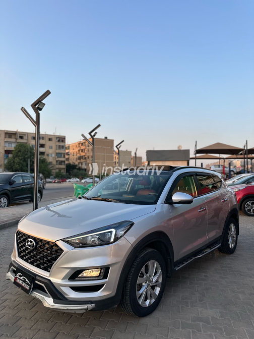 Hyundai Tucson 2020 Silver Automatic Used for Sale in Greater Cairo ( Cairo + Giza) - 10