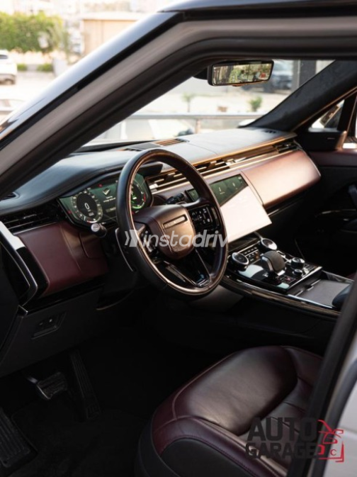 Land Rover Range Rover Sport 2023 Gray Automatic Used for Sale in Cairo - 7