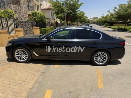 BMW 520 2021 White Automatic Used for Sale in Greater Cairo ( Cairo + Giza) - 2