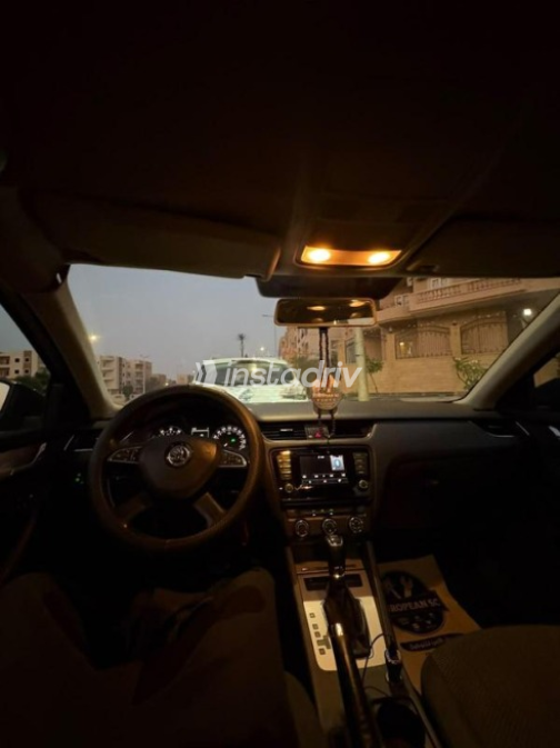 Skoda Octavia A7 2014 Brown Automatic Used for Sale in Cairo - 7