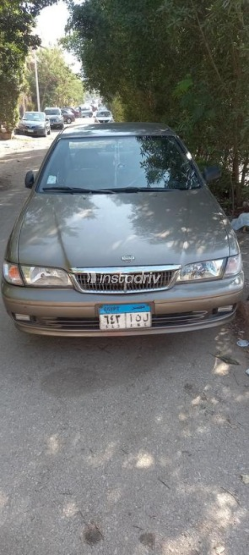 Nissan Sunny 2000 Bronze Automatic Used for Sale in Cairo - 1