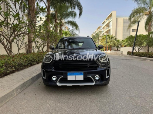 Mini Country man 2024 Gray Automatic Used for Sale in Cairo - 1