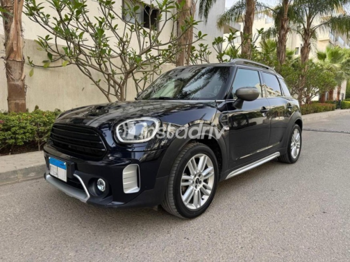 Mini Country man 2024 Gray Automatic Used for Sale in Cairo - 2