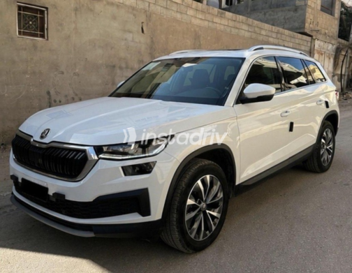 Skoda Kodiaq 2023 White Automatic Used for Sale in Ismailia - 3