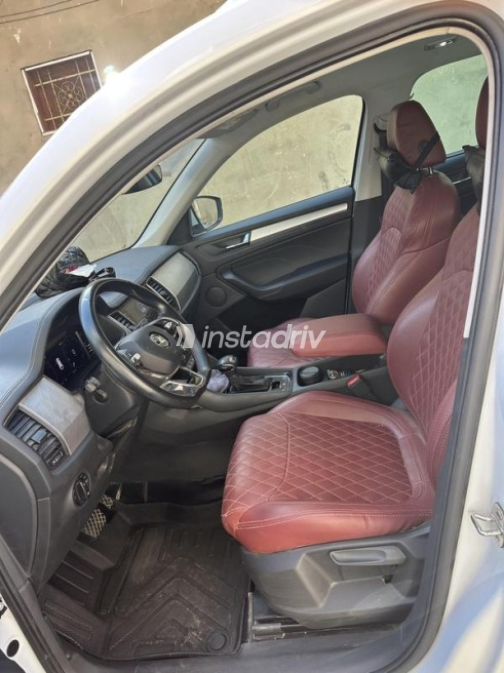 Skoda Kodiaq 2023 White Automatic Used for Sale in Ismailia - 5