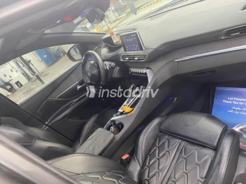 Peugeot 3008 2018 Gray Automatic Used for Sale in Greater Cairo ( Cairo + Giza) - 3