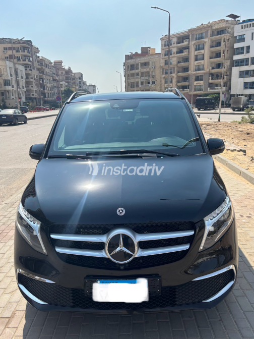 مرسيدس فى 250 2023 أسود أوتوماتيك مستعملة للبيع في القاهرة الكبرى ( القاهرة - الجيزة) - 9