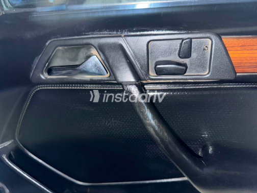 Mercedes E 200 1991 Black Automatic Used for Sale in Greater Cairo ( Cairo + Giza) - 1