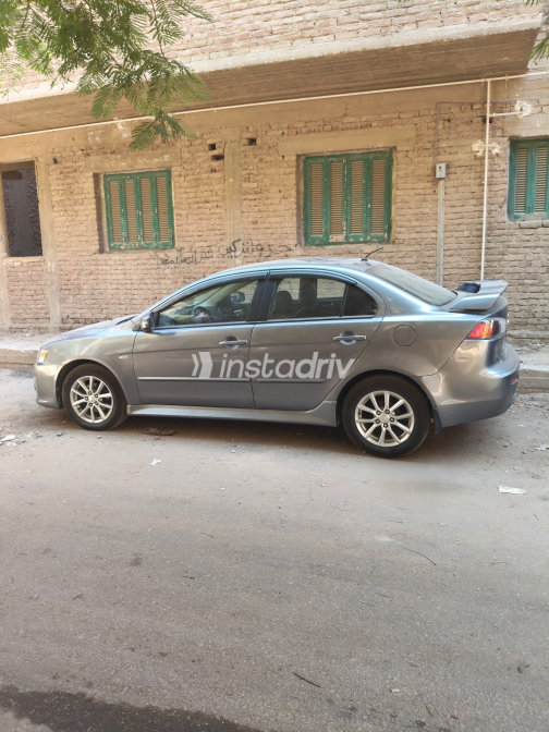 Mitsubishi Lancer EX Shark 2017 Gray Automatic Used for Sale in Greater Cairo ( Cairo + Giza) - 2