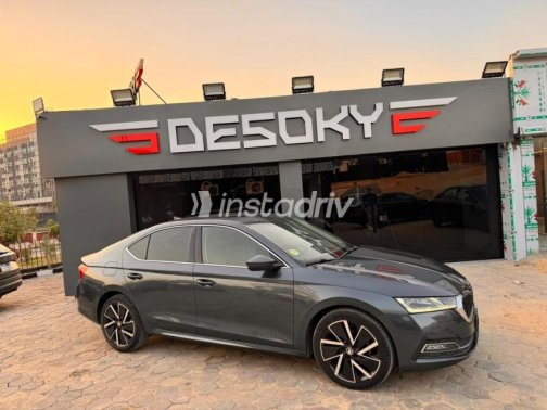 Skoda Octavia 2021 Gray Automatic Used for Sale in Nasr city - 1