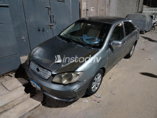 بى واى دى‬ F3 2013 رمادي أوتوماتيك مستعملة للبيع في حلوان - 2