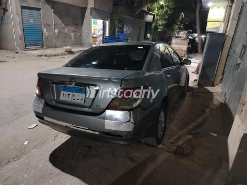بى واى دى‬ F3 2013 رمادي أوتوماتيك مستعملة للبيع في حلوان - 4