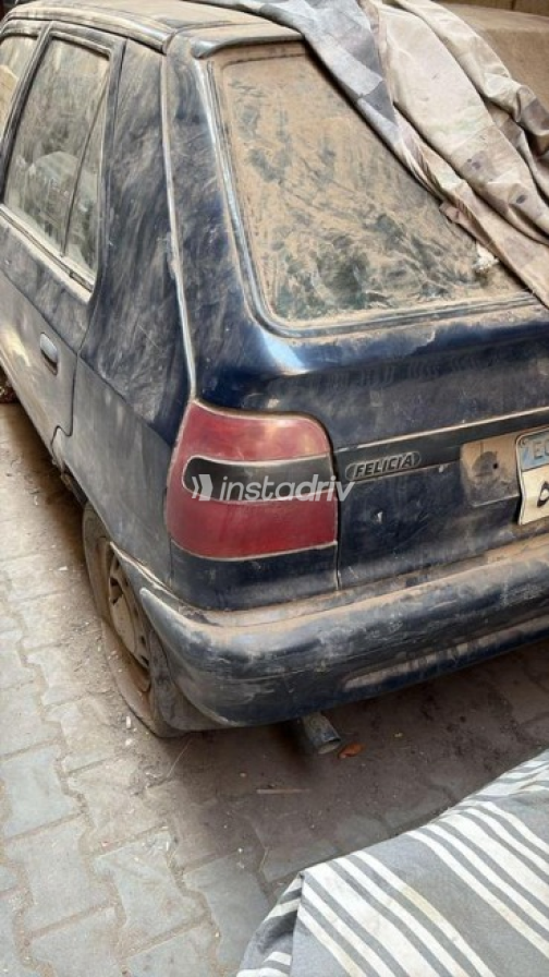 سكودا فيليشيا 1996 أزرق أوتوماتيك مستعملة للبيع في الهرم - 3