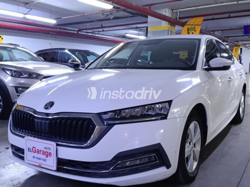 Skoda Octavia 2021 White Automatic Used for Sale in Cairo - 3