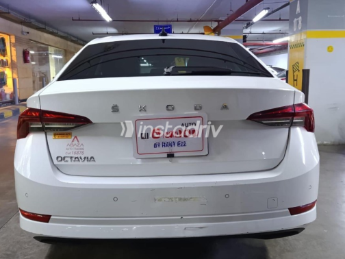 Skoda Octavia 2021 White Automatic Used for Sale in Cairo - 4