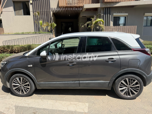 Opel Crossland 2020 Gray Automatic Used for Sale in Greater Cairo ( Cairo + Giza) - 1