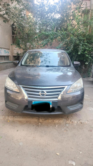 Nissan Sentra 2018 Gray Automatic Used for Sale in Greater Cairo ( Cairo + Giza)
