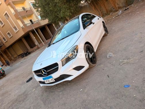 مرسيدس CLA 180 2015 أبيض أوتوماتيك مستعملة للبيع في القاهرة الكبرى ( القاهرة - الجيزة) - 3