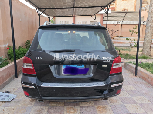 Mercedes GLK 300 2010 Black Automatic Used for Sale in Greater Cairo ( Cairo + Giza) - 5