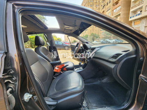 Hyundai Accent RB 2017 Brown Automatic Used for Sale in Greater Cairo ( Cairo + Giza) - 1