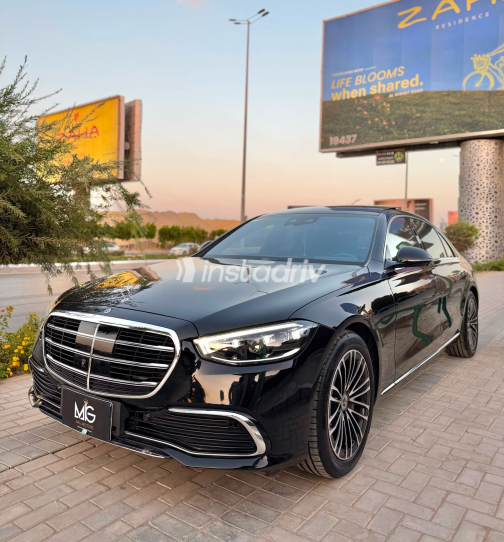 Mercedes S 450 2023 Black Automatic Used for Sale in Greater Cairo ( Cairo + Giza) - 6