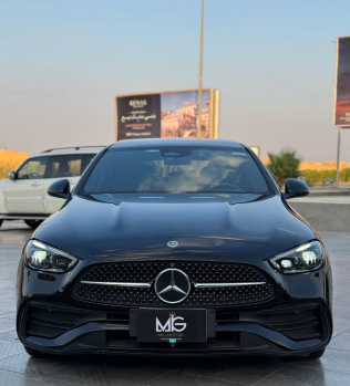 مرسيدس C 200 2023 أسود أوتوماتيك مستعملة للبيع في القاهرة الكبرى ( القاهرة - الجيزة)