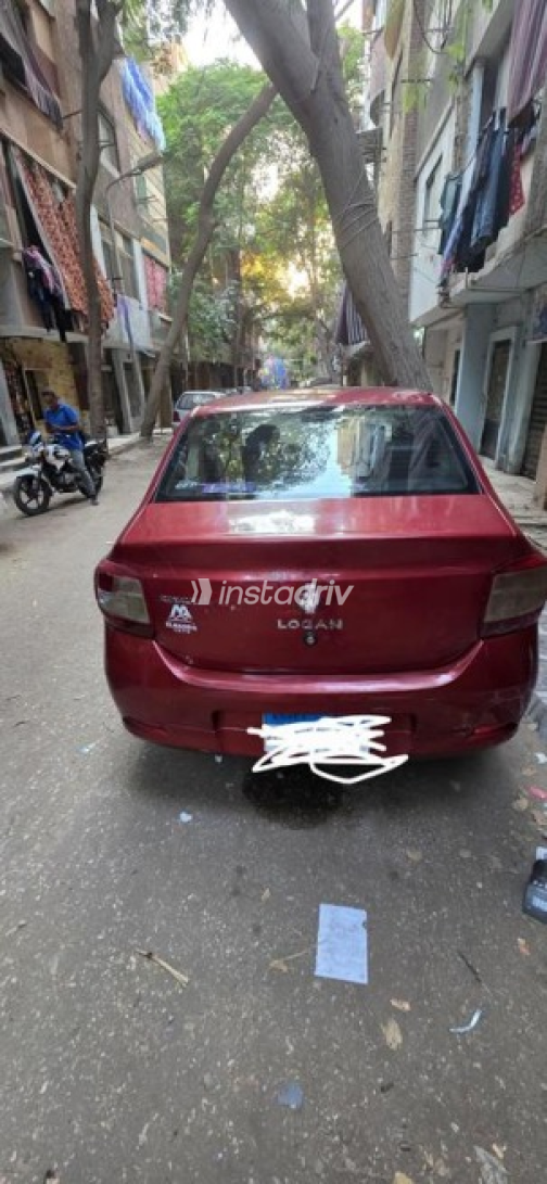 Renault Logan 2017 Red Automatic Used for Sale in Giza - 5