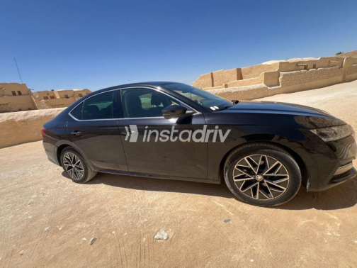سكودا اوكتافيا A8 2021 أبيض أوتوماتيك مستعملة للبيع في القاهرة الكبرى ( القاهرة - الجيزة) - 4