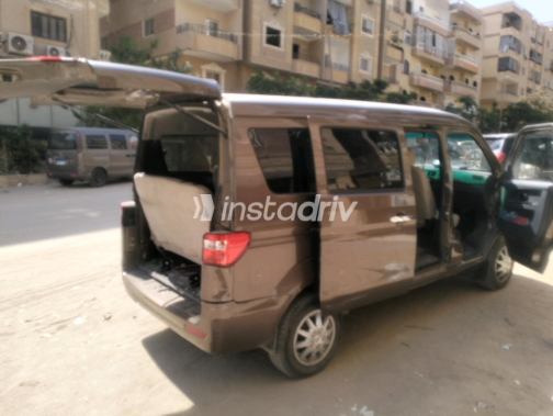 شينراي X30 2026 بني يدوي مستعملة للبيع في القاهرة الكبرى ( القاهرة - الجيزة) - 2
