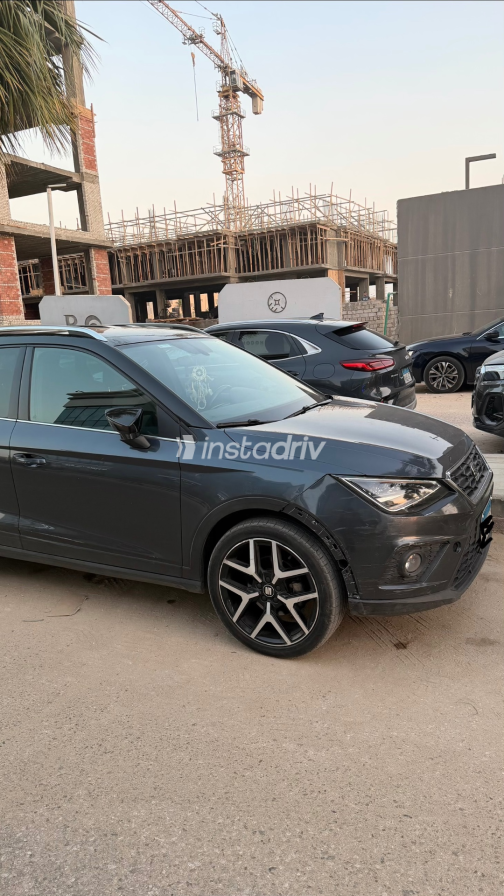 Seat Arona 2021 Dark Gray Automatic Used for Sale in Greater Cairo ( Cairo + Giza) - 3