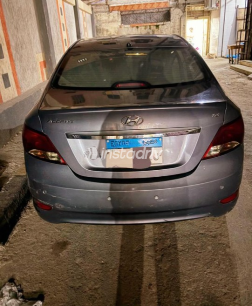 Hyundai Accent RB 2017 Gray Automatic Used for Sale in Alexandria - 2