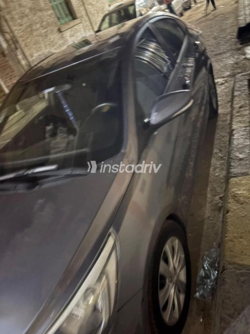 Hyundai Accent RB 2017 Gray Automatic Used for Sale in Alexandria - 5
